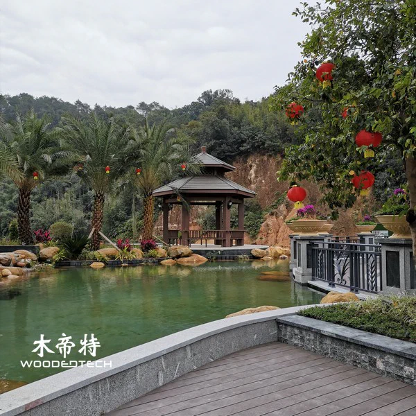 复合甲板板提供美观的户外地板，且维护优势较低