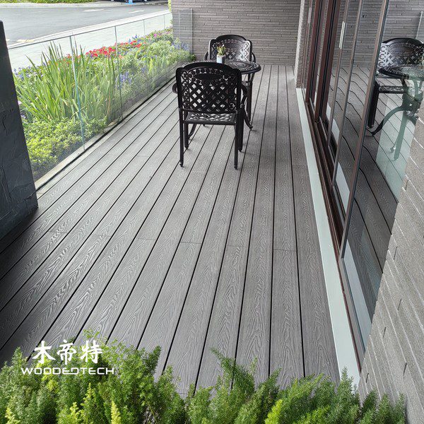 creative-space-optimization-small-composite-deck-ideas-designs-2