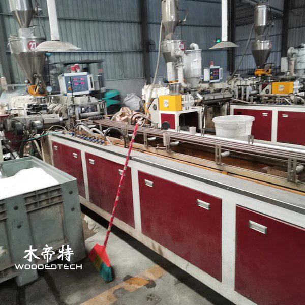 direct-factory-sourcing-premium-wpc-flooring-china-manufacturer-2