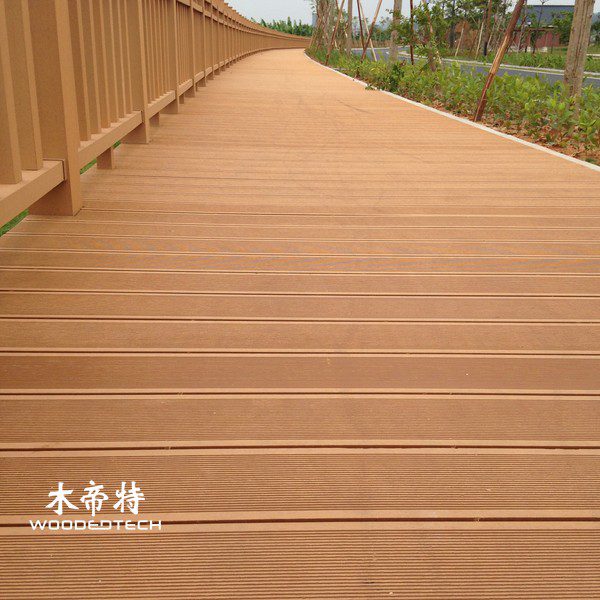 durable-recycled-plastic-decking-boards-for-outdoor-patios-commercial-projects-2