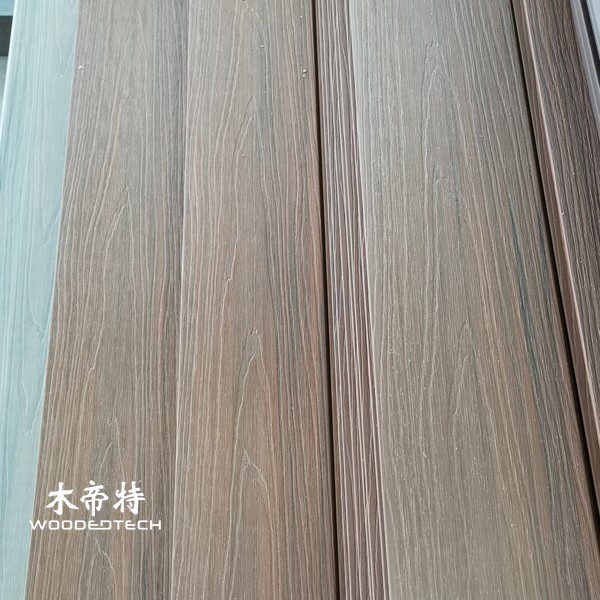 eco-friendly-recycled-plastic-wood-for-sustainable-outdoor-engineering-2