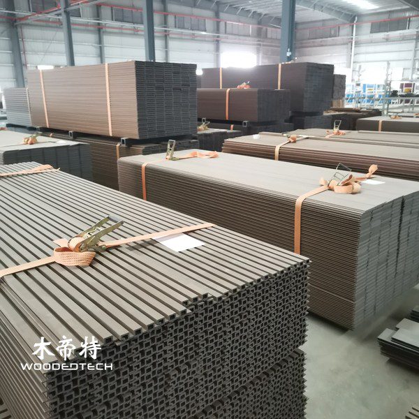 high-performance-wood-plastic-composite-wall-panels-for-building-facades-1
