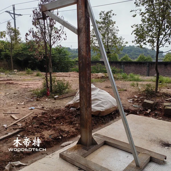 Apakah penghiasan komposit layak untuk pemilik rumah mencari lantai luar perawatan rendah