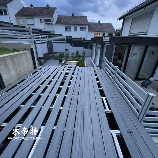 Deck Plastic Wood Combines Natural Appearance with Long Lasting Outdoor Performance
