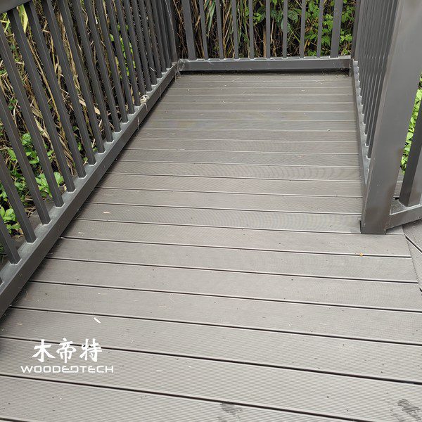 price-of-wpc-decking-floor-complete-cost-guide-for-wholesale-buyers-2