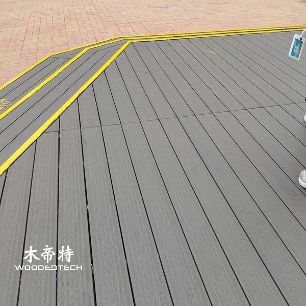 step-by-step-guide-laying-composite-decking-for-professional-results-2