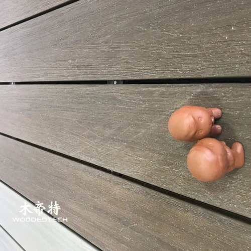 结构复合装饰 2 x 4 型户外施工
