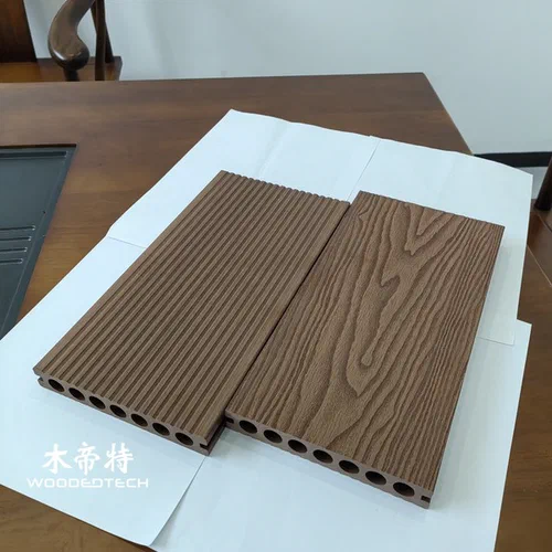 3D15023 3D-Geprägte Composite-Decksbretter Der Ersten Generation Mit Stabiler Qualität Und Hoher Leistung Für Premium-Außenprojekte