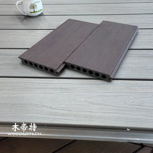 GD14522.5 co extrusion decking with seamless design is ideal for outdoor projects requiring precise gap control