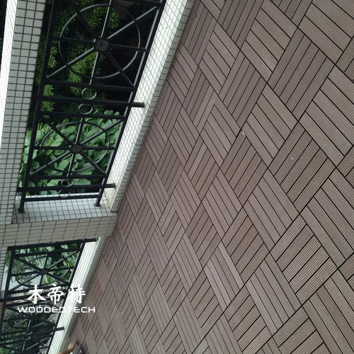 Portable Plastic Wood Floor Tiles Perfect for Small Private Spaces